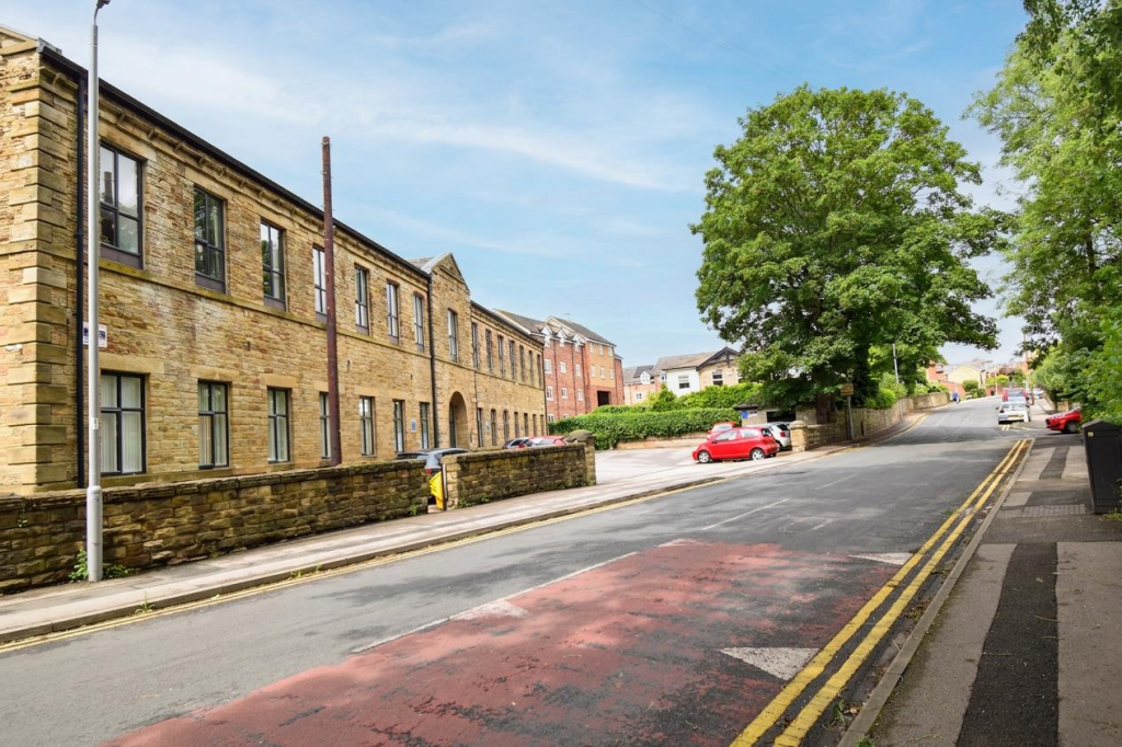 1 bed Apartment for rent in Ossett. From Richard Kendall - Wakefield