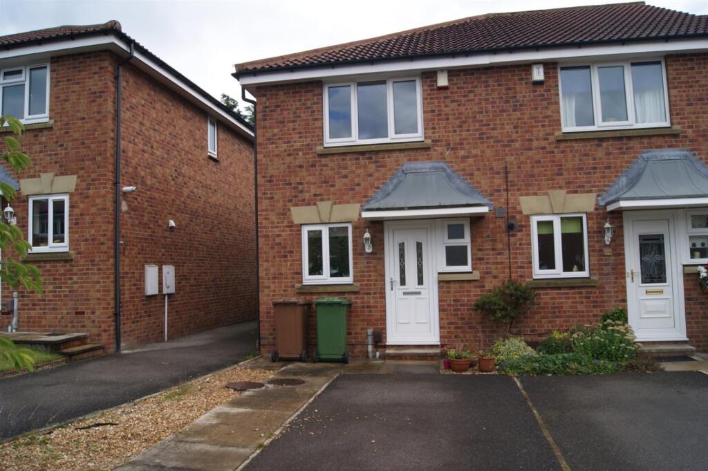 2 bed Town House for rent in Ossett. From Richard Kendall - Wakefield