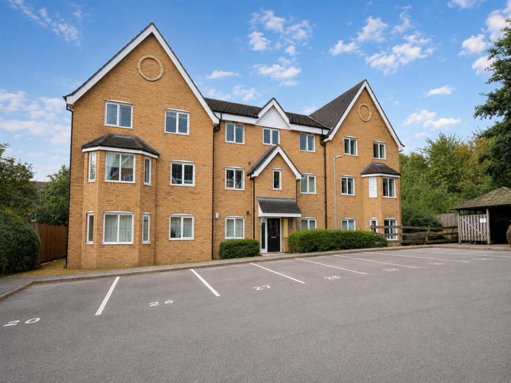 2 bed Detached for rent in Thorpe on the Hill. From Richard Kendall - Wakefield