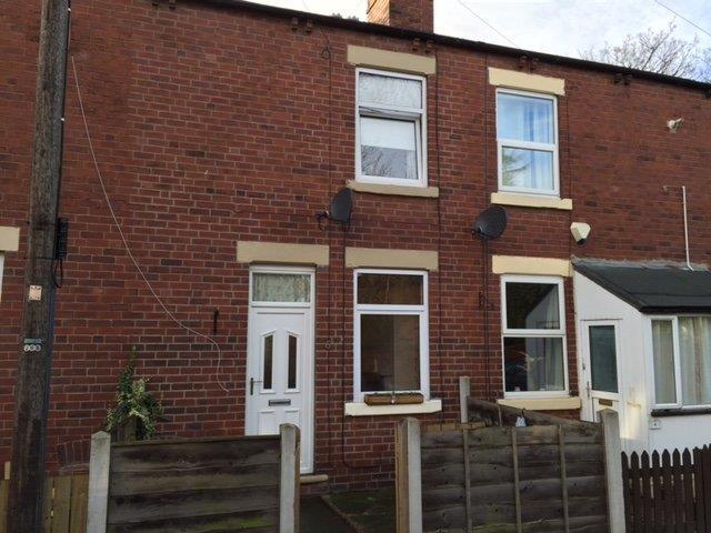 2 bed Mid Terraced House for rent in Normanton. From Richard Kendall - Wakefield