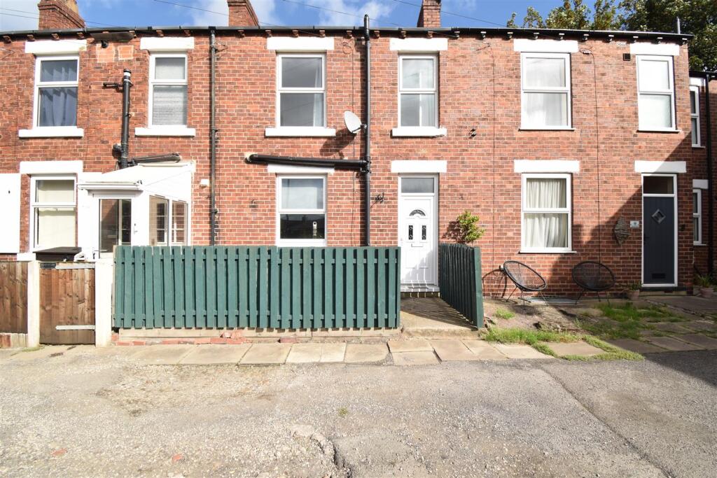 2 bed Mid Terraced House for rent in Horbury. From Richard Kendall - Wakefield 2 bed Mid Terraced House for rent in Horbury. From Richard Kendall - Wakefield