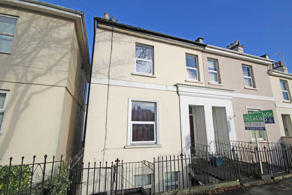 3 bed End Terraced House for rent in Cheltenham. From Peter Ball and Co - Cheltenham