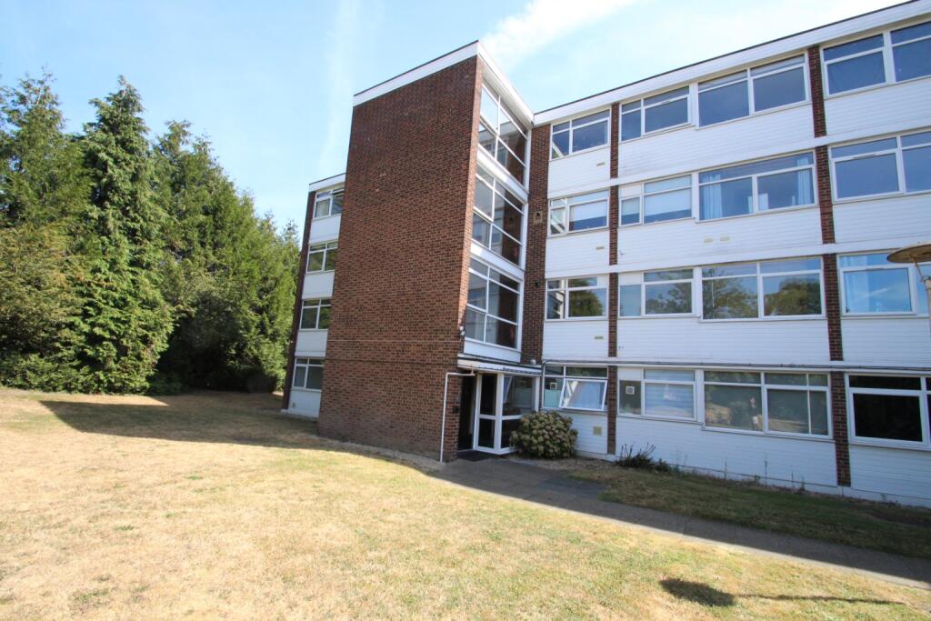 2 bed House (unspecified) for rent in Wanstead. From Trading Places - Leytonstone