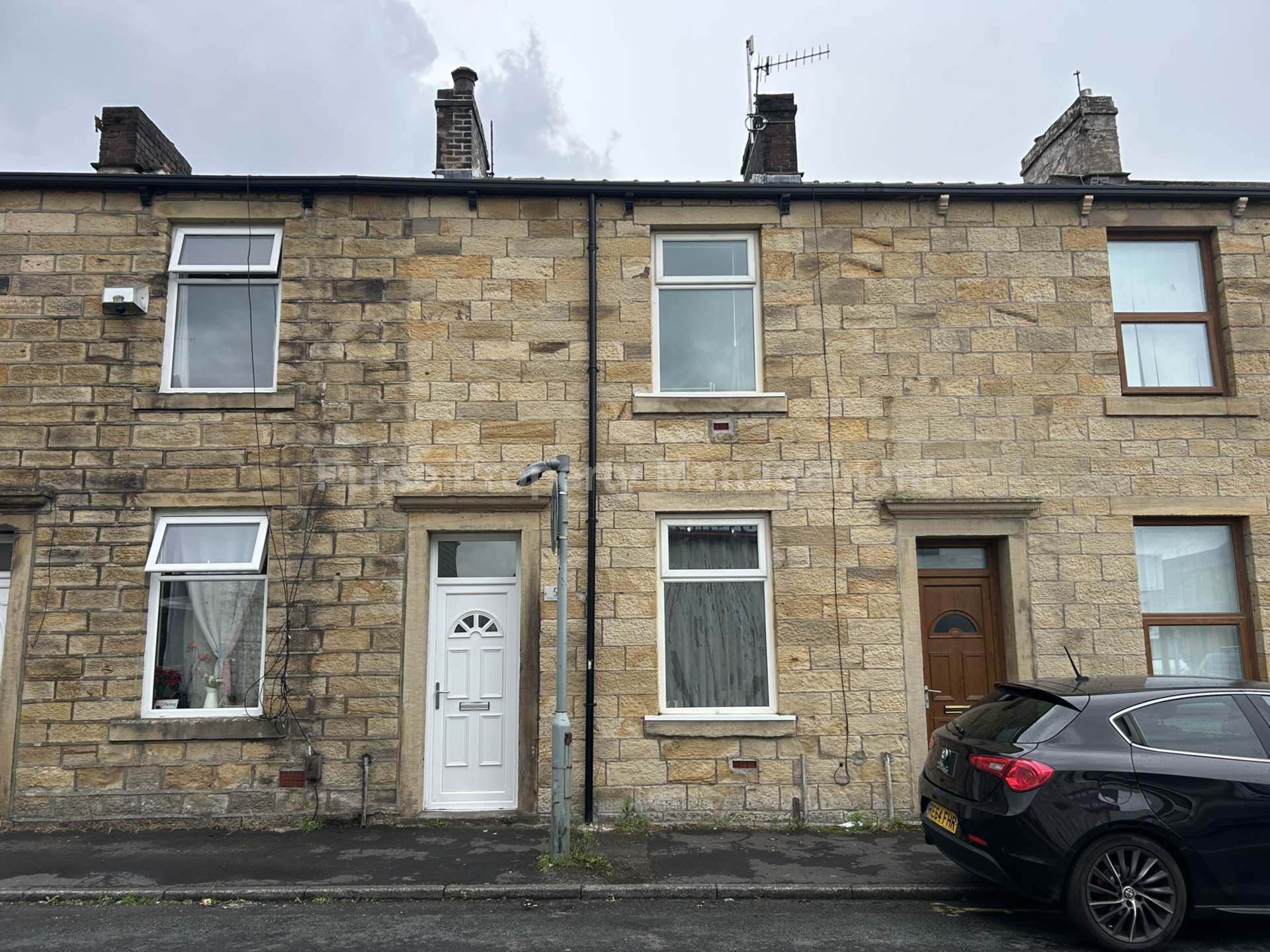 2 bed Mid Terraced House for rent in Worsthorne. From Pulse Property Management Ltd 2 bed Mid Terraced House for rent in Worsthorne. From Pulse Property Management Ltd