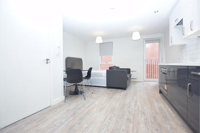 4 bed Apartment for rent in Sheffield. From Blundells - Sheffield Central 4 bed Apartment for rent in Sheffield. From Blundells - Sheffield Central