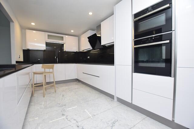 3 bed Apartment for rent in Sheffield. From Blundells - Sheffield Central 3 bed Apartment for rent in Sheffield. From Blundells - Sheffield Central