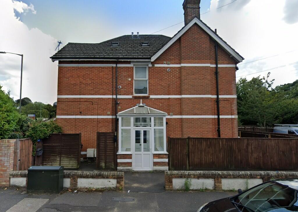 1 bed House Share for rent in Bournemouth. From Gordon Barker Ltd - Bournemouth 1 bed House Share for rent in Bournemouth. From Gordon Barker Ltd - Bournemouth
