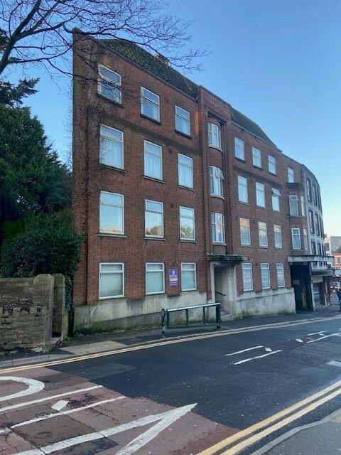 1 bed HMO for rent in Bournemouth. From Gordon Barker Ltd - Bournemouth