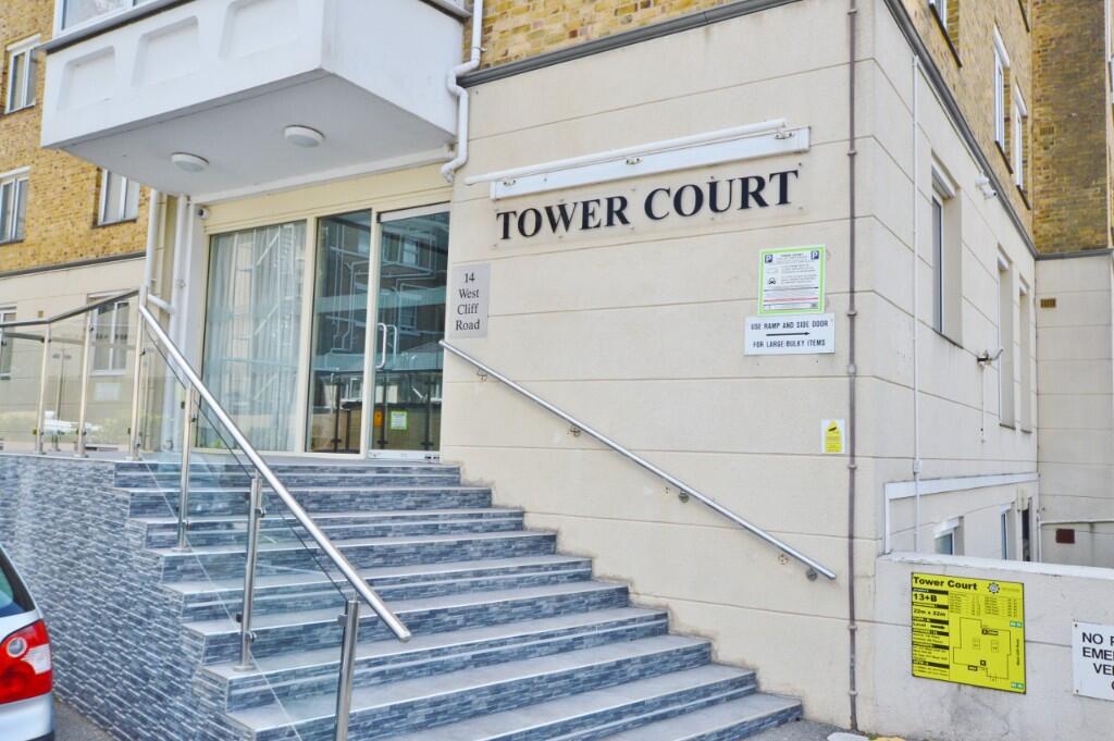 2 bed Apartment for rent in Bournemouth. From Gordon Barker Ltd - Bournemouth