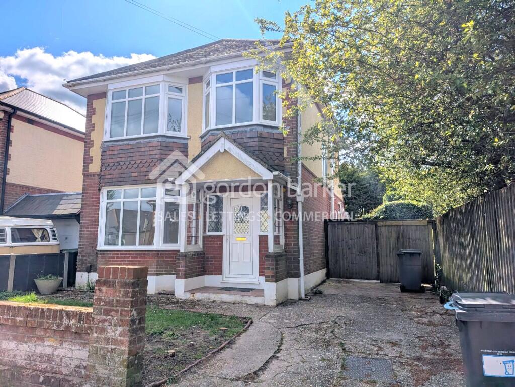 3 bed Detached for rent in Hurn. From Gordon Barker Ltd - Bournemouth