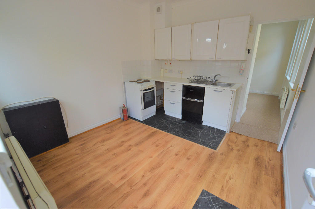 1 bed 1st Floor Flat for rent in Bournemouth. From Gordon Barker Ltd - Bournemouth