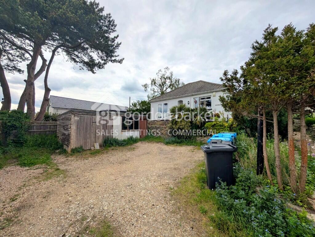 3 bed Detached bungalow for rent in Poole. From Gordon Barker Ltd - Bournemouth