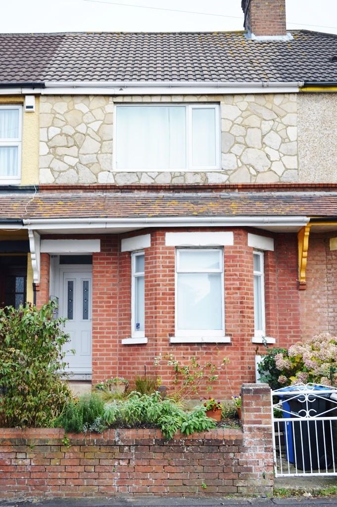 3 bed Mid Terraced House for rent in Poole. From Gordon Barker Ltd - Bournemouth