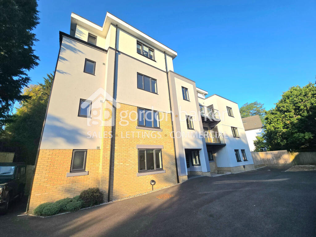 2 bed Apartment for rent in Poole. From Gordon Barker Ltd - Bournemouth 2 bed Apartment for rent in Poole. From Gordon Barker Ltd - Bournemouth