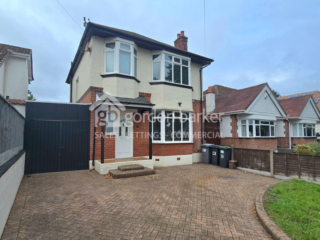 3 bed Detached for rent in Bournemouth. From Gordon Barker Ltd - Bournemouth