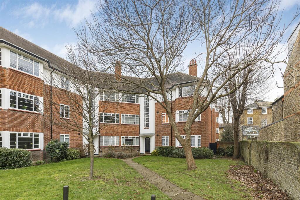 2 bed 1st Floor Flat for rent in Barnes. From James Anderson - East Sheen - Lettings