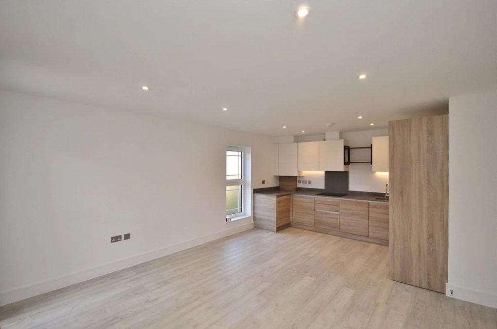 2 bed 1st Floor Flat for rent in Guildford. From James Anderson - East Sheen - Lettings 2 bed 1st Floor Flat for rent in Guildford. From James Anderson - East Sheen - Lettings