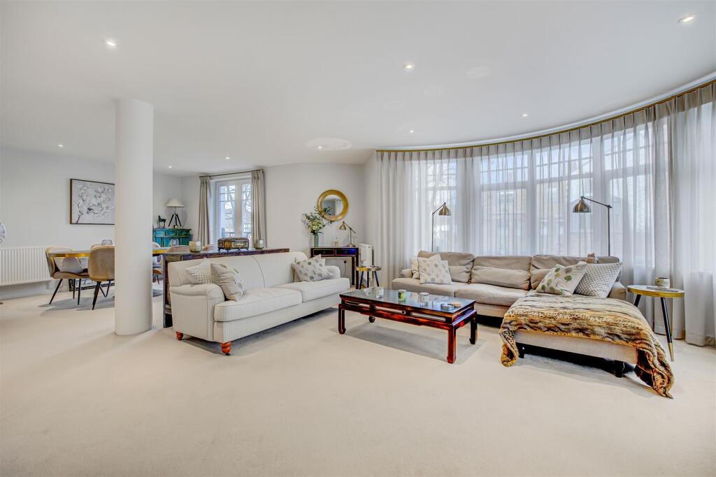 2 bed 1st Floor Flat for rent in Barnes. From James Anderson - Barnes - Lettings