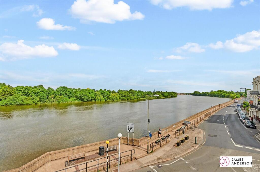 2 bed 1st Floor Flat for rent in Barnes. From James Anderson - Barnes - Lettings