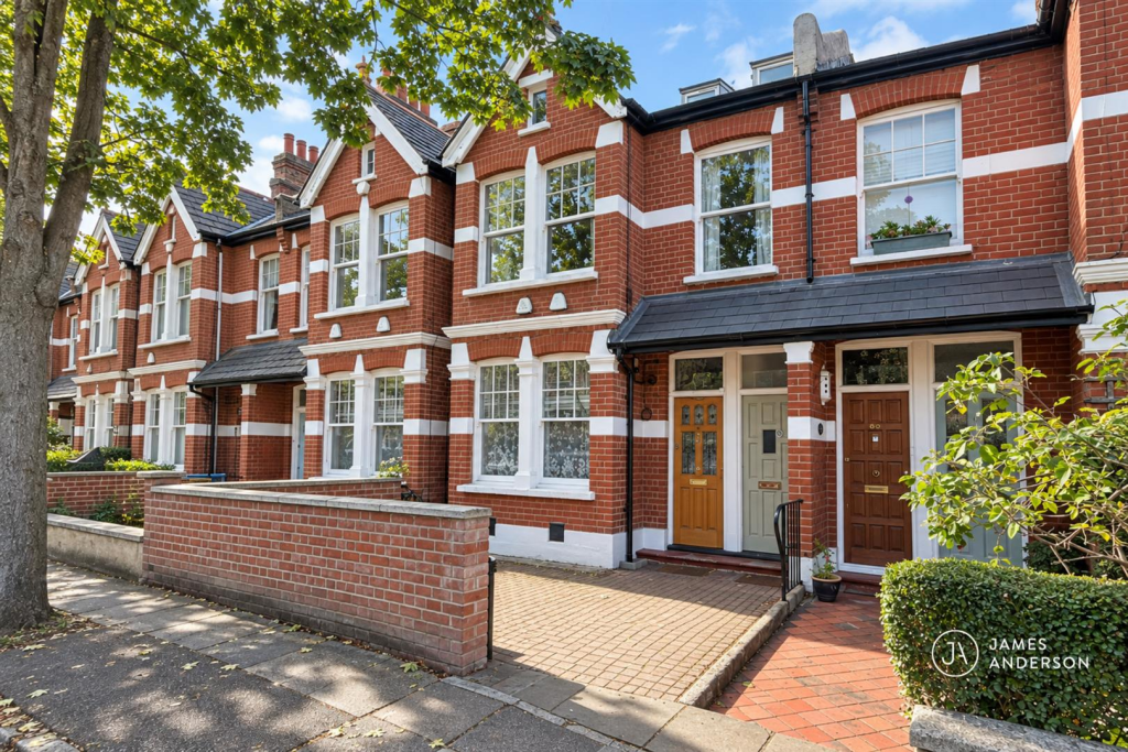 2 bed 1st Floor Flat for rent in Barnes. From James Anderson - Barnes - Lettings