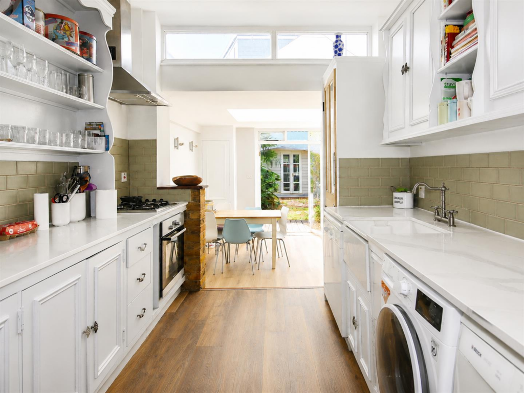 4 bed Mid Terraced House for rent in Wandsworth. From James Anderson - East Putney - Lettings 4 bed Mid Terraced House for rent in Wandsworth. From James Anderson - East Putney - Lettings
