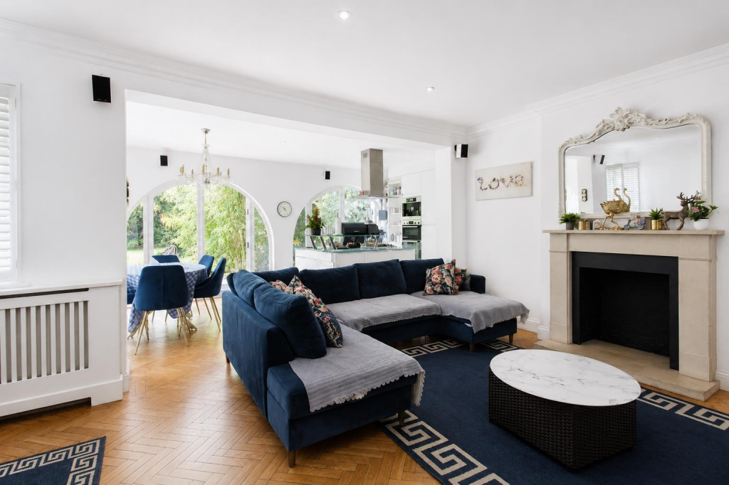 3 bed 1st Floor Flat for rent in London. From James Anderson - East Putney - Lettings 3 bed 1st Floor Flat for rent in London. From James Anderson - East Putney - Lettings