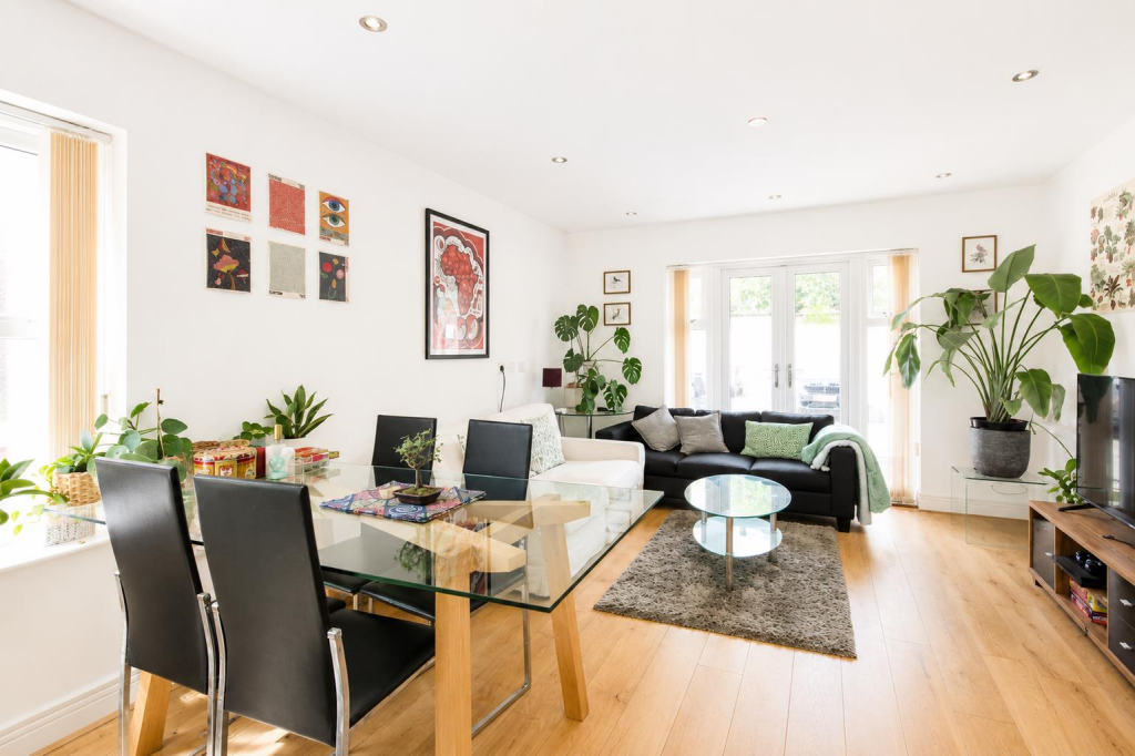 2 bed 1st Floor Flat for rent in Putney. From James Anderson - East Putney - Lettings