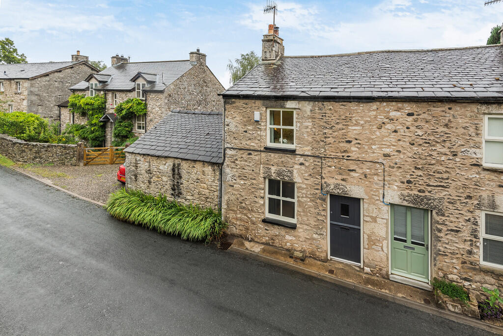 2 bed Cottage for rent in Yealand Redmayne. From Hackney & Leigh - Kendal