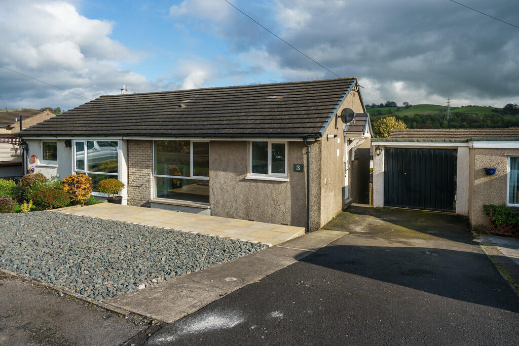 2 bed Semi-detached bungalow for rent in Oxenholme. From Hackney & Leigh - Kendal 2 bed Semi-detached bungalow for rent in Oxenholme. From Hackney & Leigh - Kendal