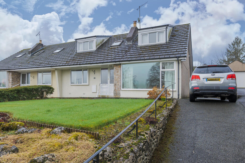 4 bed Semi-detached bungalow for rent in Carnforth. From Hackney & Leigh - Kendal 4 bed Semi-detached bungalow for rent in Carnforth. From Hackney & Leigh - Kendal