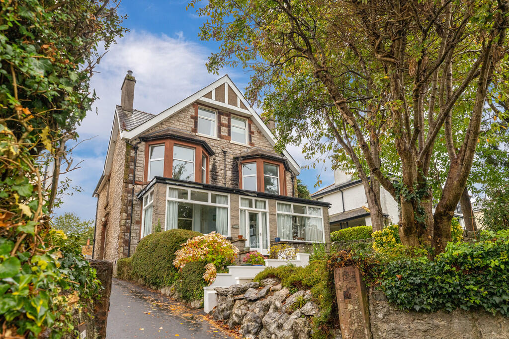 2 bed Apartment for rent in Grange-over-Sands. From Hackney & Leigh - Kendal 2 bed Apartment for rent in Grange-over-Sands. From Hackney & Leigh - Kendal