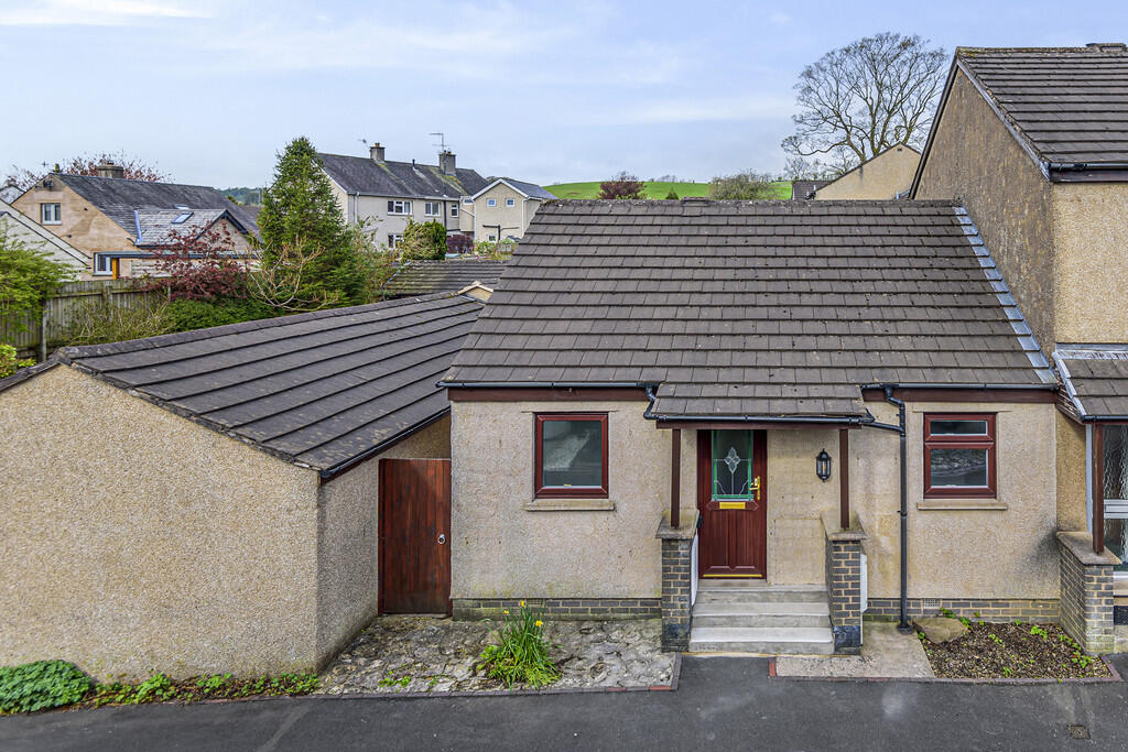 2 bed Terraced bungalow for rent in Kendal. From Hackney & Leigh - Kendal