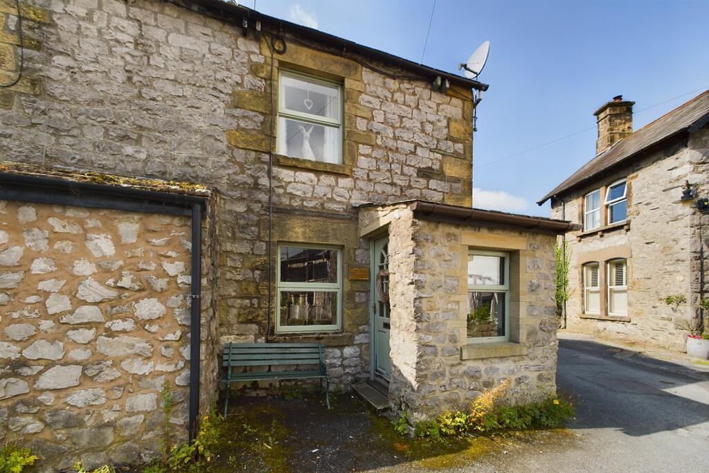 2 bed End of Terrace for rent in Ingleton. From Hackney & Leigh - Kendal 2 bed End of Terrace for rent in Ingleton. From Hackney & Leigh - Kendal