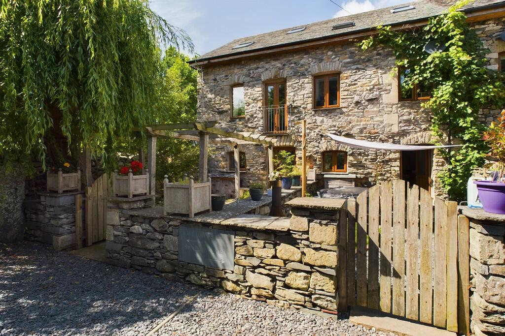 3 bed Barn Conversion for rent in Flookburgh. From Hackney & Leigh - Kendal 3 bed Barn Conversion for rent in Flookburgh. From Hackney & Leigh - Kendal