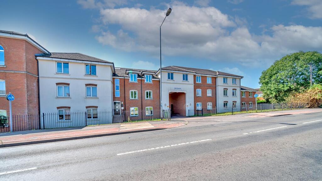 2 bed 1st Floor Flat for rent in Rawnsley. From Webbs Estate Agents - Cannock