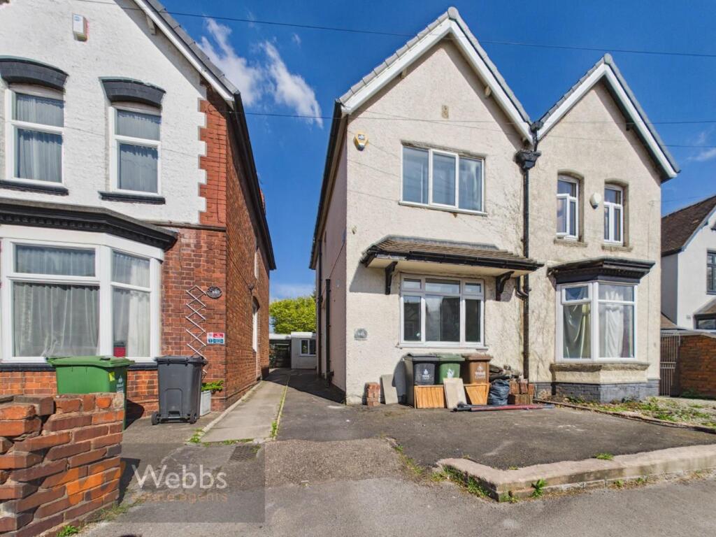 4 bed Detached for rent in Bloxwich. From Webbs Estate Agents - Cannock