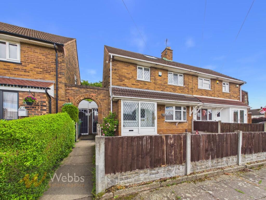 3 bed Semi Detached for rent in Bloxwich. From Webbs Estate Agents - Cannock