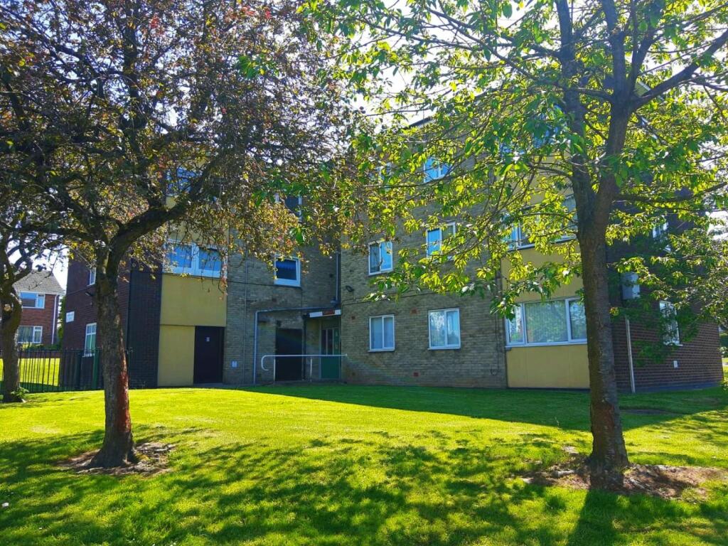 2 bed 1st Floor Flat for rent in Bloxwich. From Webbs Estate Agents - Cannock 2 bed 1st Floor Flat for rent in Bloxwich. From Webbs Estate Agents - Cannock