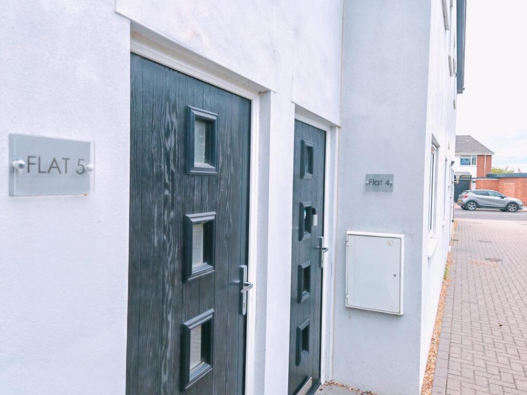 1 bed Mid Terraced House for rent in Colchester. From Concord Property Limited - Mistley