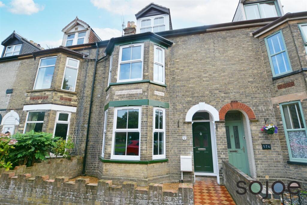 4 bed Mid Terraced House for rent in Kessingland. From Paul Hubbard Estate Agents - Lowestoft 4 bed Mid Terraced House for rent in Kessingland. From Paul Hubbard Estate Agents - Lowestoft
