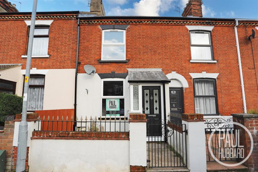 3 bed Mid Terraced House for rent in Gorleston-on-Sea. From Paul Hubbard Estate Agents - Lowestoft