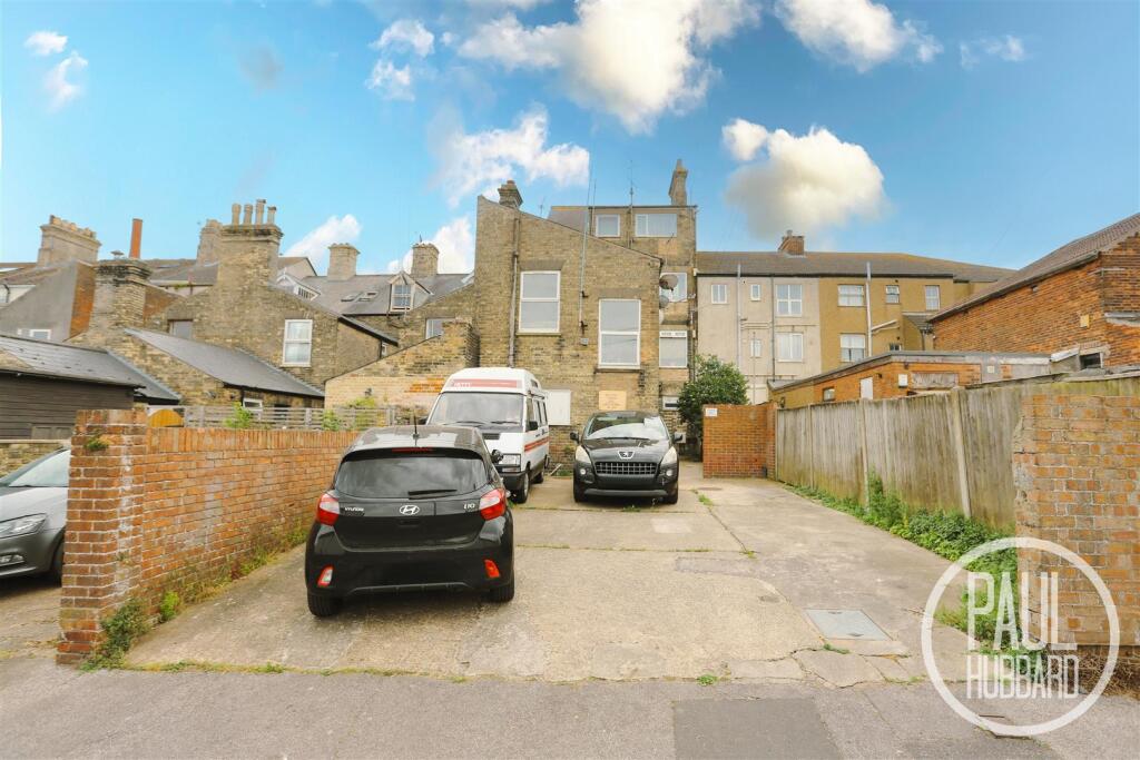 2 bed Annexe for rent in Kessingland. From Paul Hubbard Estate Agents - Lowestoft