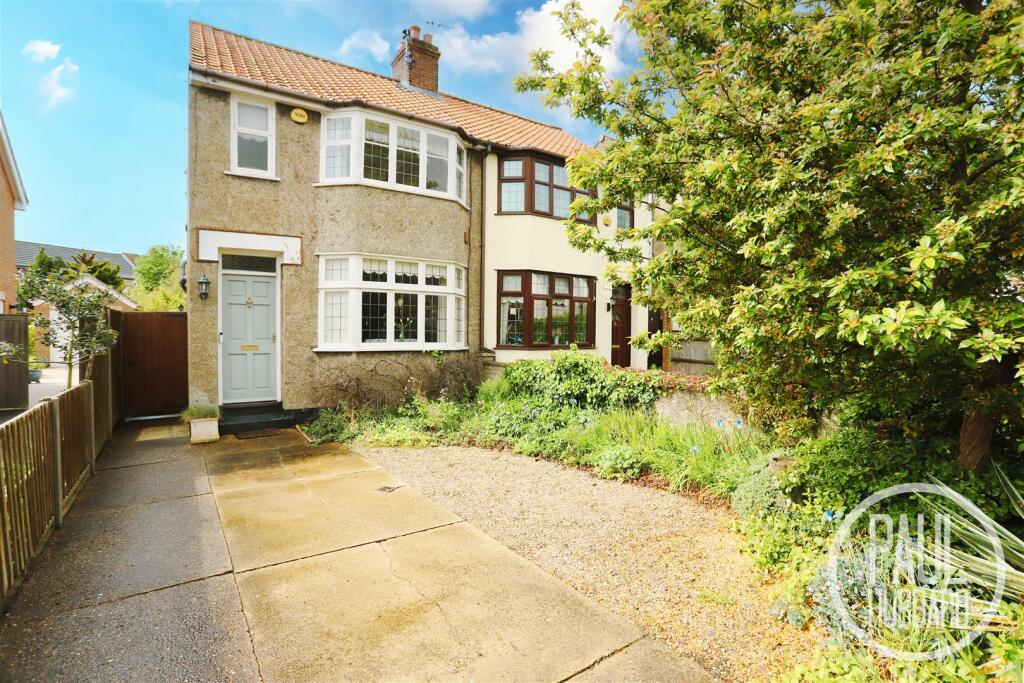 2 bed Semi Detached for rent in Kessingland. From Paul Hubbard Estate Agents - Lowestoft 2 bed Semi Detached for rent in Kessingland. From Paul Hubbard Estate Agents - Lowestoft