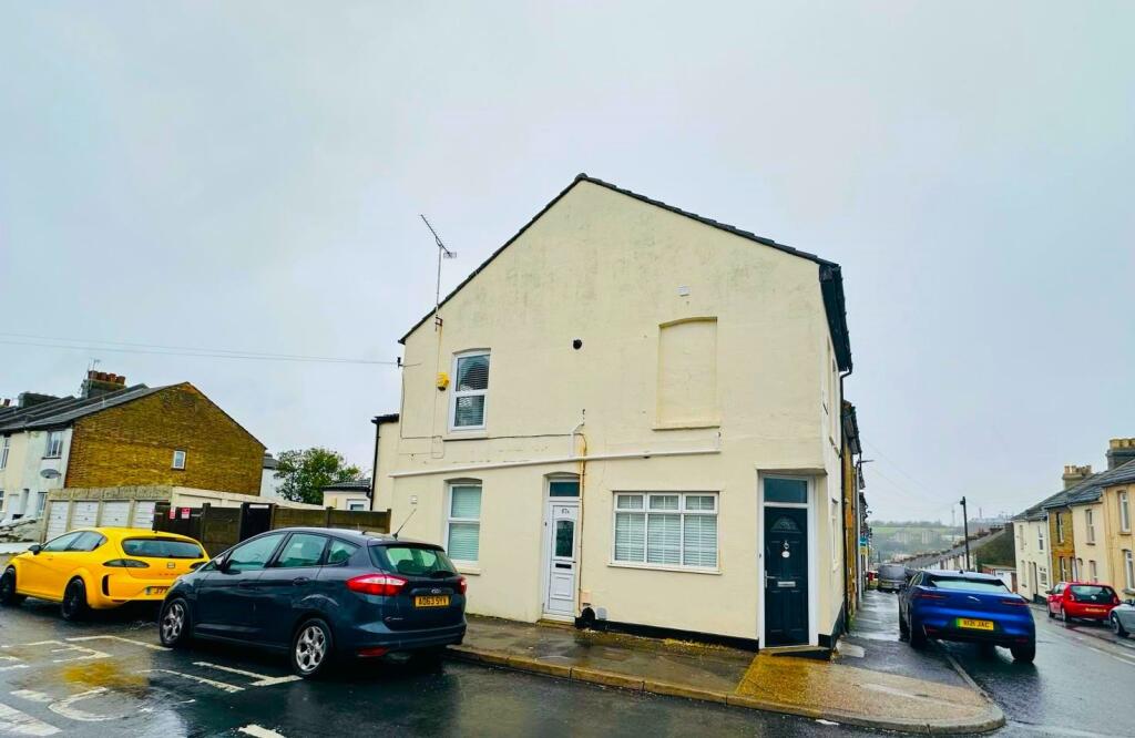 1 bed Annexe for rent in Chatham. From Jacksons Estate Agents - Gillingham