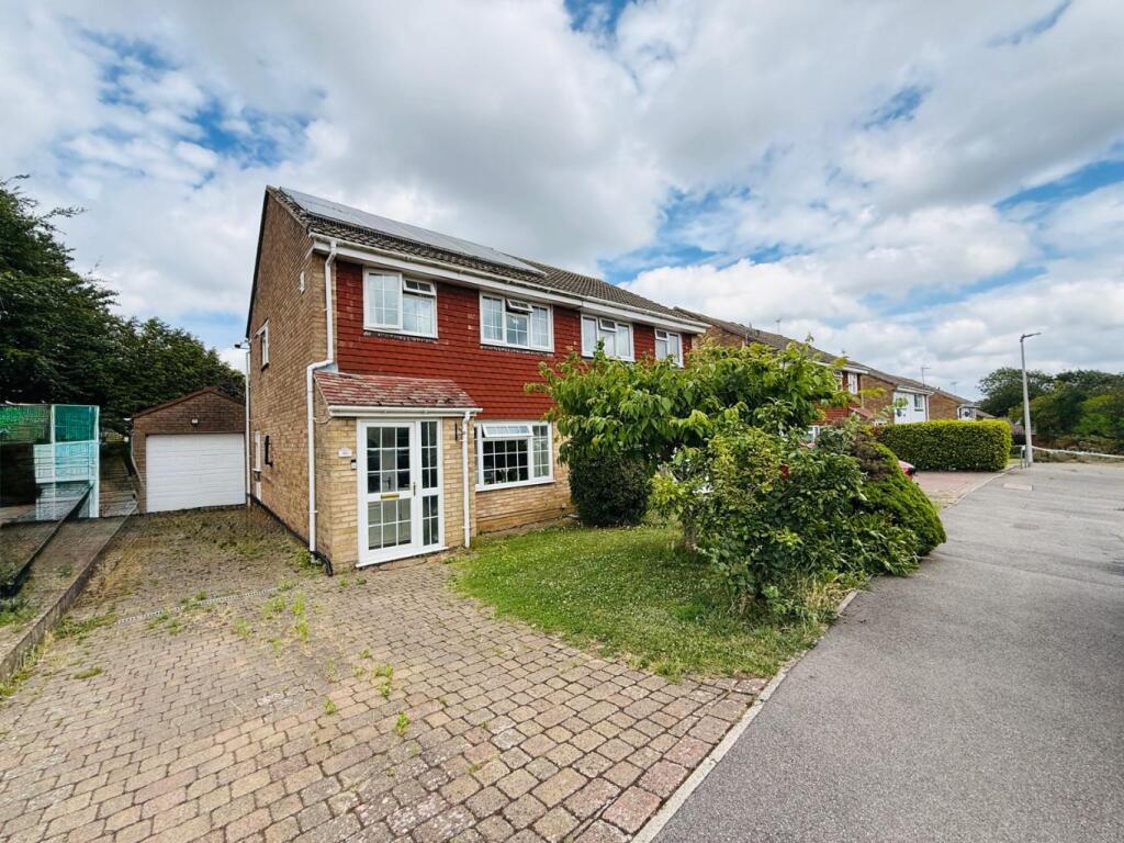 3 bed Semi Detached for rent in Bredhurst. From Jacksons Estate Agents - Gillingham