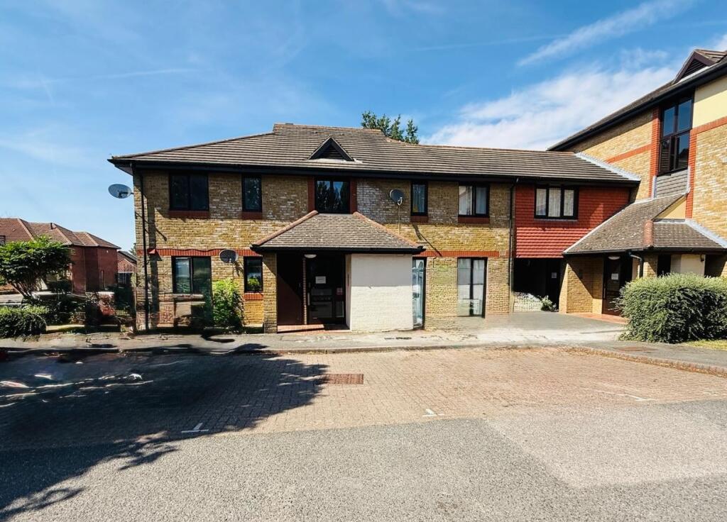 2 bed Apartment for rent in Stone. From Jacksons Estate Agents - Gillingham 2 bed Apartment for rent in Stone. From Jacksons Estate Agents - Gillingham