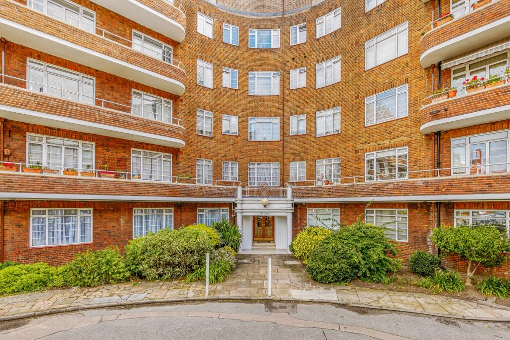 2 bed 1st Floor Flat for rent in Kensington. From Shaws Kensington - Kensington