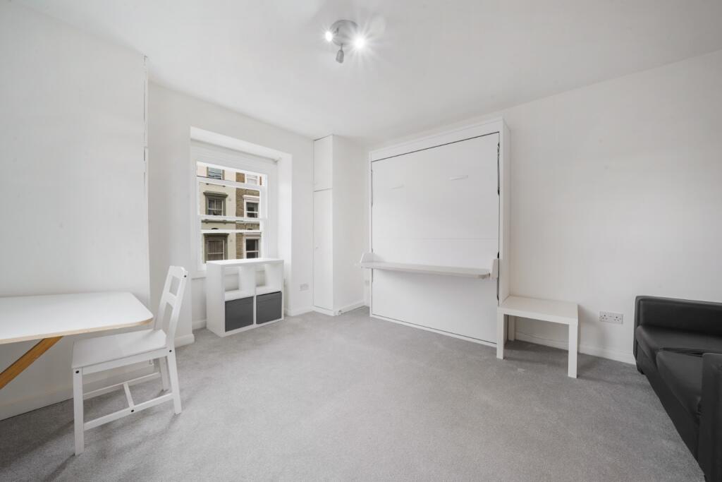 4 bed Studio for rent in Kensington. From Shaws Kensington - Kensington