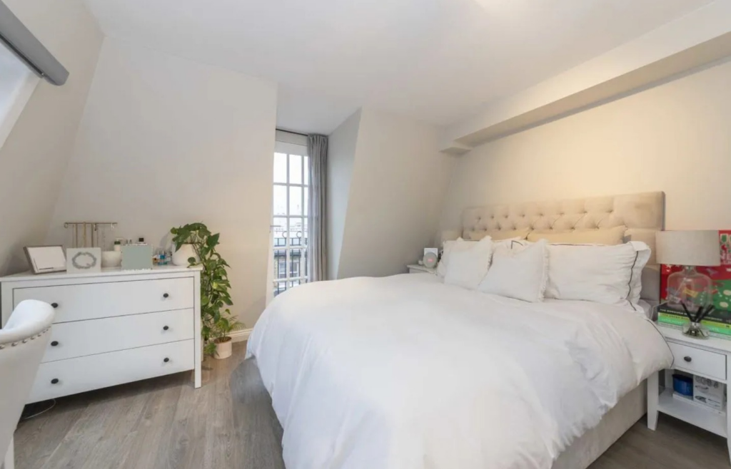 4 bed Apartment for rent in Kensington. From Shaws Kensington - Kensington