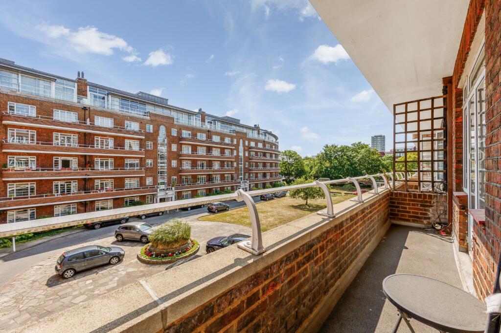 2 bed 1st Floor Flat for rent in Kensington. From Shaws Kensington - Kensington